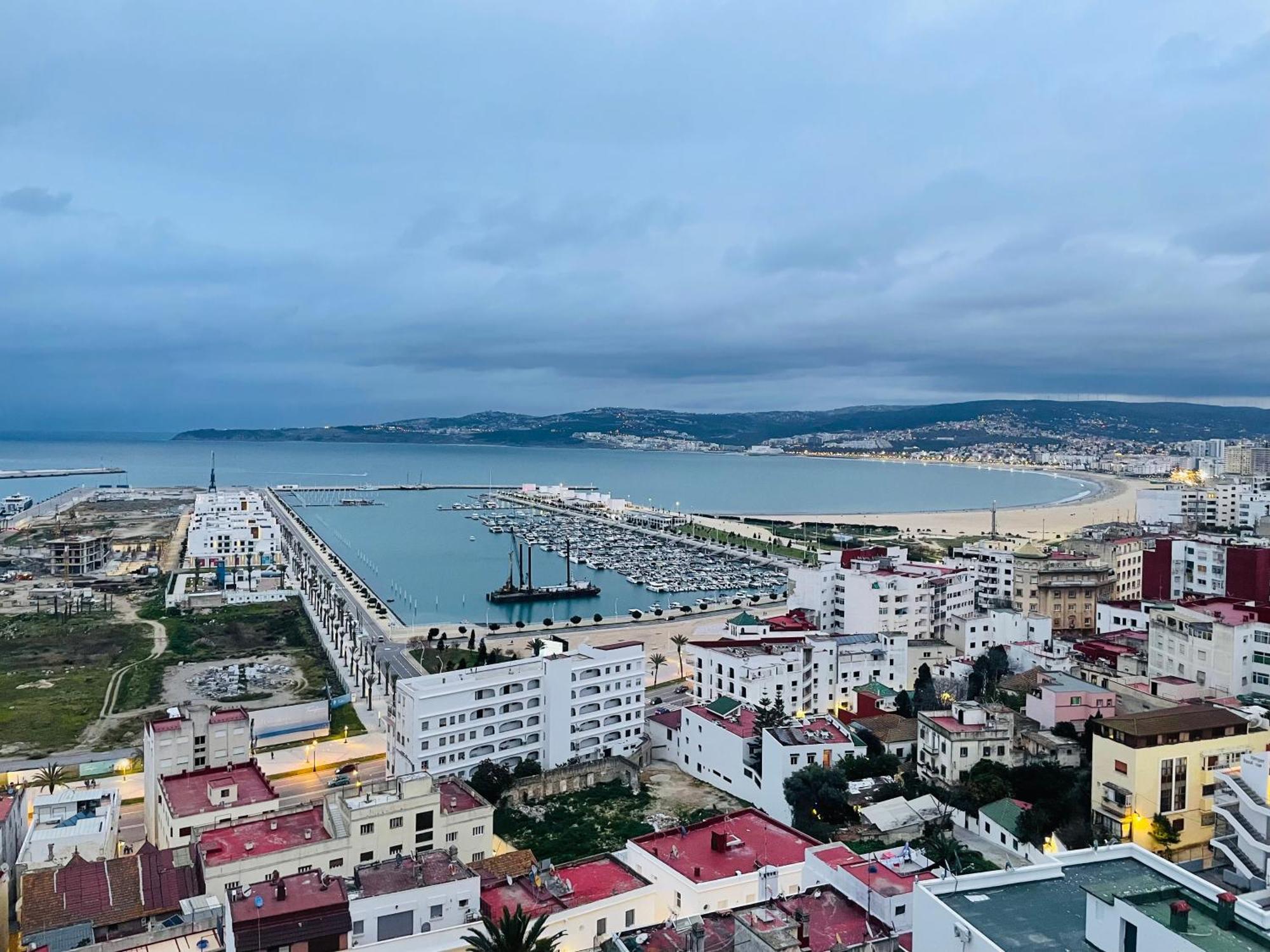 Au Coeur De Avec Vue Sur La Mer, Cosy Balcon, 2 Salles De Bain, Wifi, Ac, Iptv * Tanger